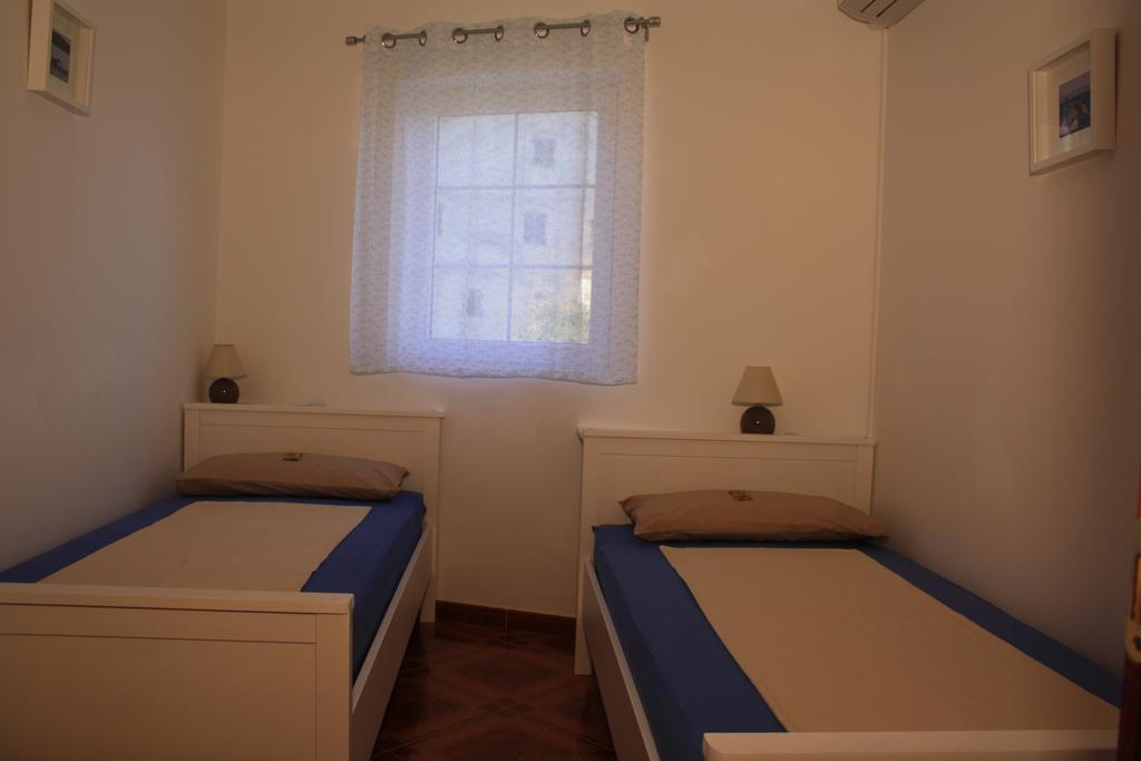 Apartments Pegla Nerezine Luaran gambar